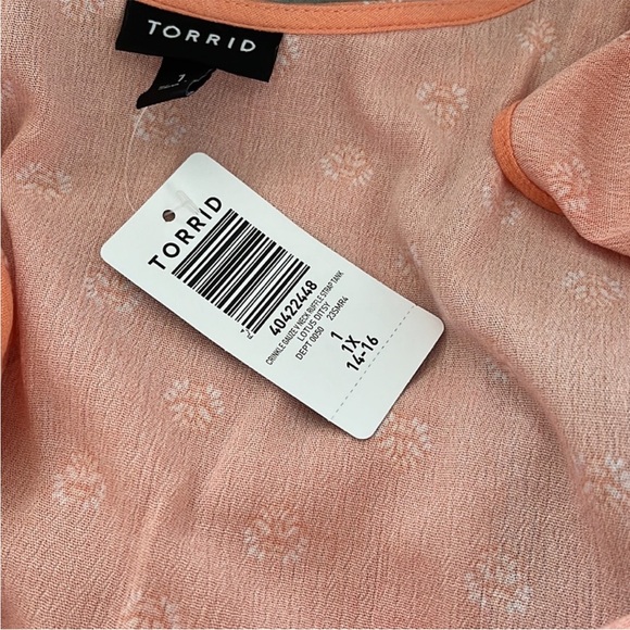 Torrid Washable Crinkle Gauze V-Neck Ruffle Strap Tank - Picture 6 of 9